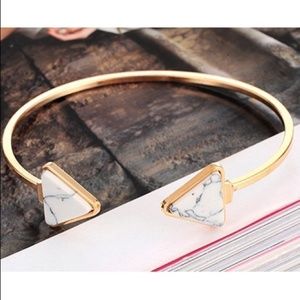*2 for $20* BRAND NEW!! Ocean Dreams gold bangle